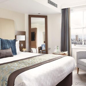 Camera standard con letto king size
